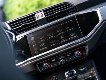 Audi Q3 Sportback TFSI E 45 E — photo 20