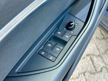 Audi Q8 E-tron Advanced 50 — photo 7