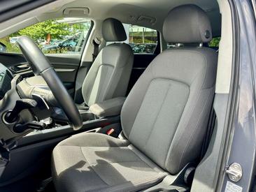 Audi Q8 E-tron Advanced 50 — photo 10