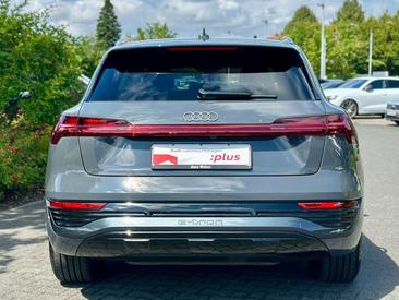 Audi Q8 E-tron Advanced 50 — photo 27