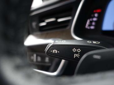 Audi A6 S Competition 55 TFSI — photo 19