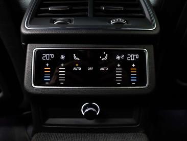 Audi A6 S Competition 55 TFSI — photo 28
