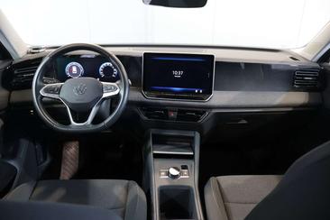 Volkswagen TIGUAN 2.0 TDI — photo 6