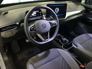 Volkswagen ID.4 Pro — photo 7