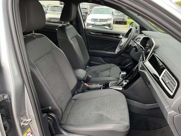 Volkswagen T-Roc 1.5 TSI — photo 6