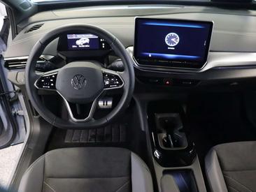 Volkswagen ID.4 Pro — photo 11