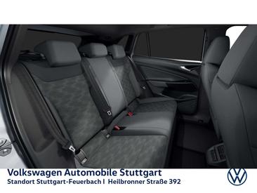 Volkswagen ID.4 Pro — photo 9