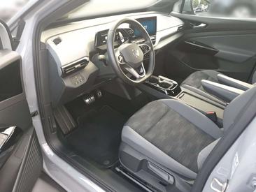 Volkswagen ID.4 Pro S — photo 9