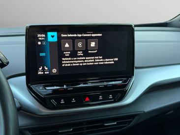 Volkswagen ID.4 Pro S — photo 9