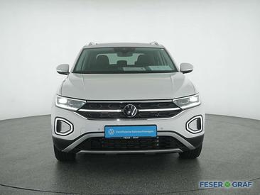 Volkswagen T-Roc 1.5 TSI — photo 11