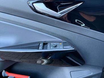 Volkswagen ID.4 Pro S — photo 13