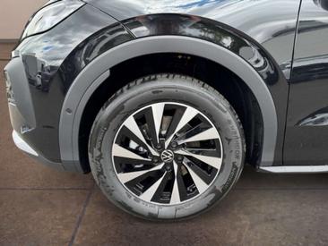 Volkswagen T-Roc 1.5 ETSI 150 — photo 6