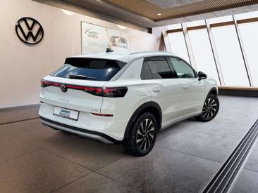 Volkswagen T-Roc 1.5 ETSI 150 — photo 4