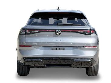 Volkswagen T-Roc 1.5 ETSI 150 — photo 3