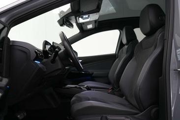 Volkswagen ID.5 Coupé SUV Pro Performance — photo 13