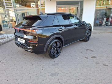 Volkswagen T-Roc 1.5 ETSI 150 — photo 5