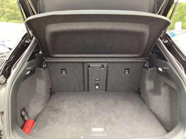 Volkswagen ID.4 Pro Performance — photo 13