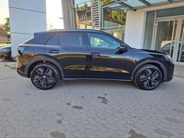 Volkswagen T-Roc 1.5 ETSI 150 — photo 8