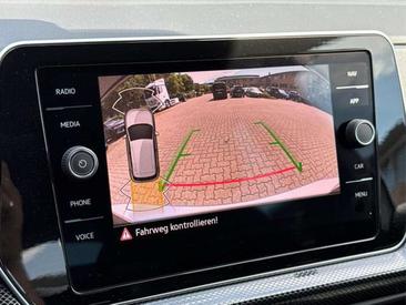 Volkswagen T-CROSS 1.5 TSI — photo 8