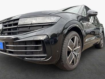 Volkswagen Touareg R EHybrid — photo 5