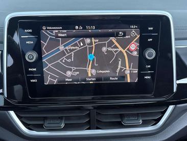 Volkswagen T-Roc 1.5 TSI — photo 7