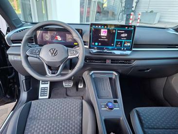 Volkswagen T-Roc 1.5 ETSI 150 — photo 11