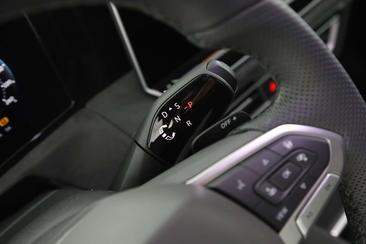 Volkswagen TIGUAN 2.0 TDI — photo 15