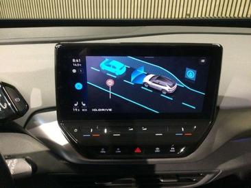 Volkswagen ID.4 Pro S — photo 12