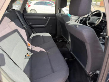 Audi A6 Berline 2.0 — photo 15
