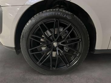 Porsche Macan Base 2022 Gris — photo 9
