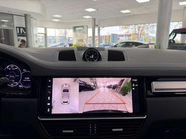 Porsche Cayenne III E-Hybrid 2023 Noir — photo 19