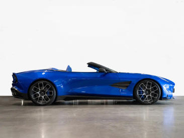 Aston Martin Vanquish V12 BiTurbo — photo 15