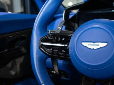 Aston Martin Vanquish V12 BiTurbo — photo 42