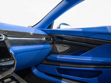 Aston Martin Vanquish V12 BiTurbo — photo 43
