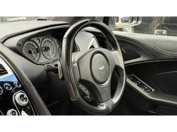 Aston Martin Vanquish V12 — photo 11