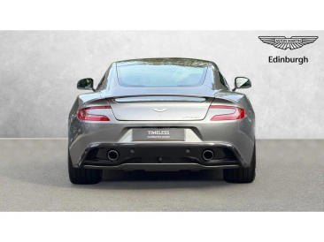Aston Martin Vanquish V12 — photo 14