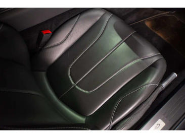 Aston Martin Vanquish S — photo 26