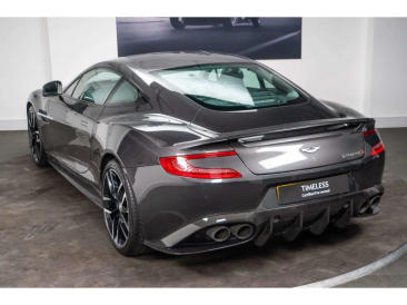 Aston Martin Vanquish S — photo 30