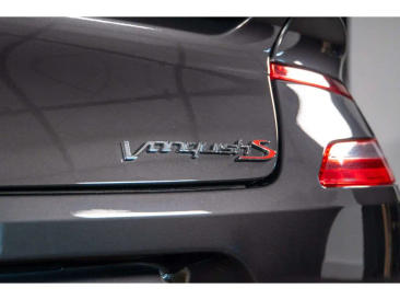 Aston Martin Vanquish S — photo 33