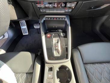 Audi S3 Sportback TFSI — photo 11