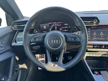Audi S3 Sportback TFSI — photo 10