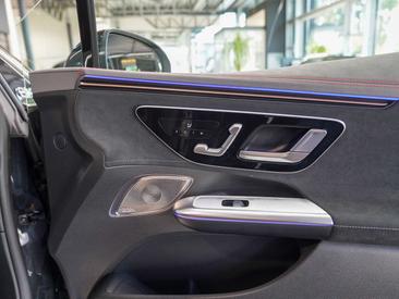 Mercedes EQE Berline 500 — photo 12