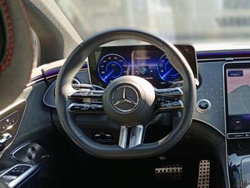 Mercedes EQE Berline 300 — photo 13