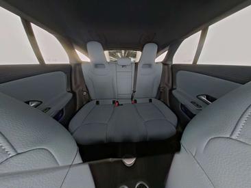 Mercedes CLA Berline 250 E — photo 7