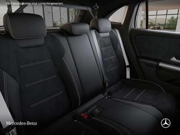Mercedes GLA 200 — photo 11
