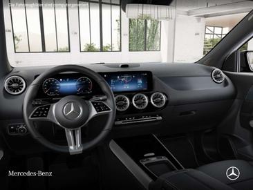 Mercedes GLA 220 4MATIC — photo 9