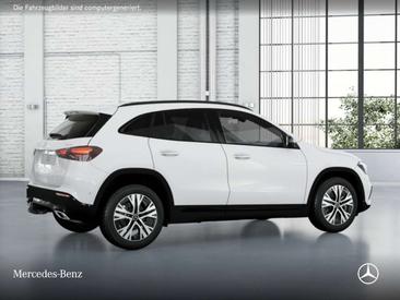 Mercedes GLA 220 4MATIC — photo 16