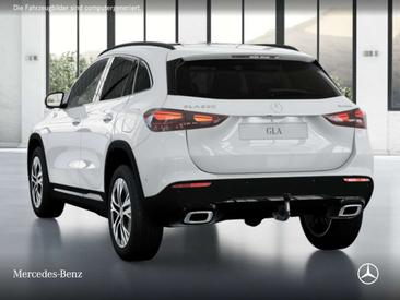 Mercedes GLA 220 4MATIC — photo 20