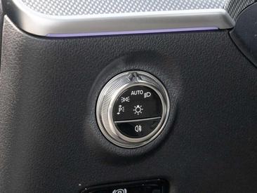 Mercedes CLE 220 D — photo 11