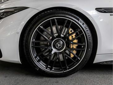 Mercedes SL Cabriolet 63 4MATIC+ — photo 9
